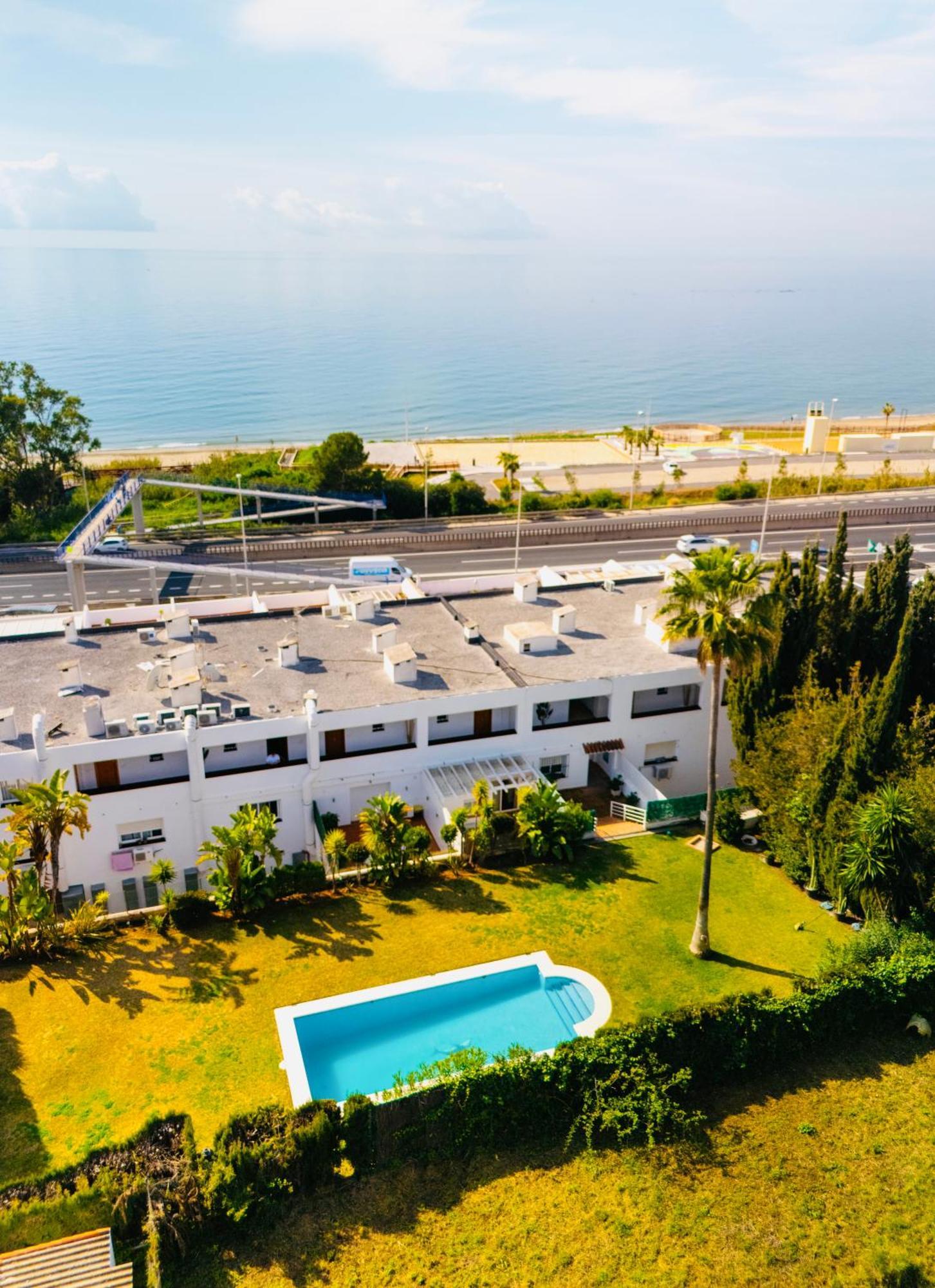 Frente A La Playa Apartamento Boutique En Marbella Exteriör bild