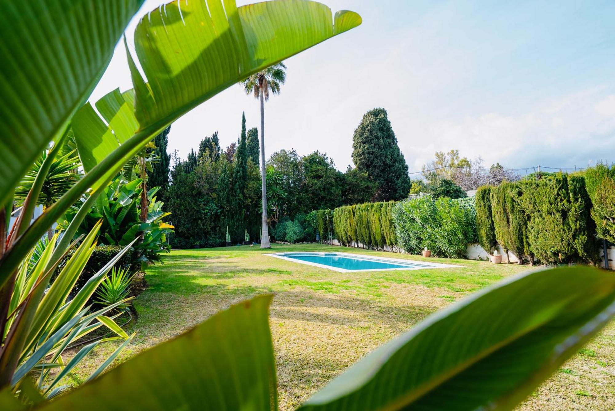 Frente A La Playa Apartamento Boutique En Marbella Exteriör bild